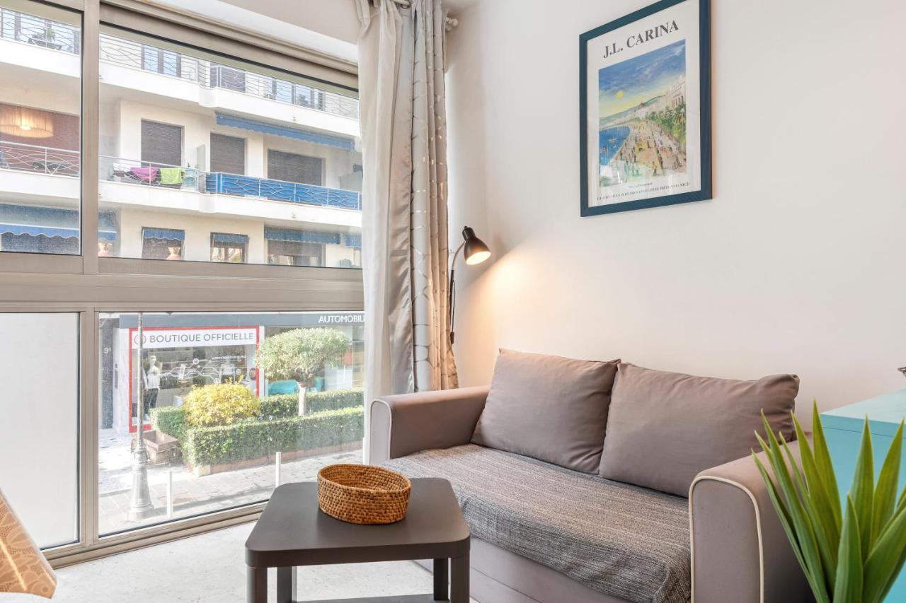 Studio Massenet Five Stars Holiday House นีซ ภายนอก รูปภาพ